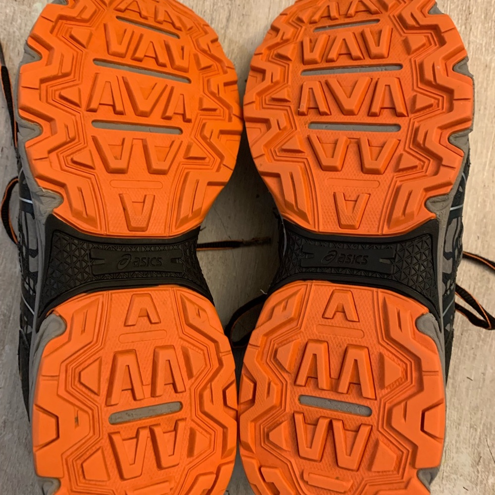 Gel-Venture 6 ASICS size 9